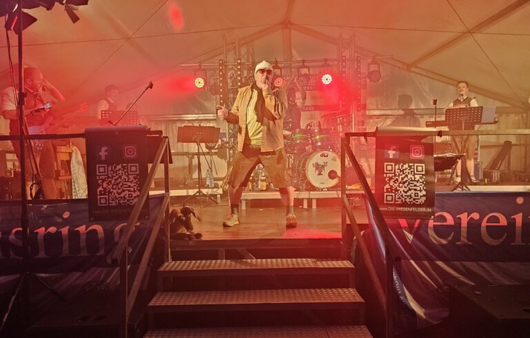 Sossenheimer Kerb mit Hüttengaudi stimmungsvoll gestartet ...